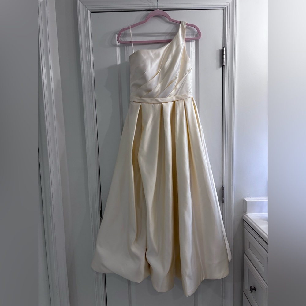Elegant Cream One Shoulder Dress